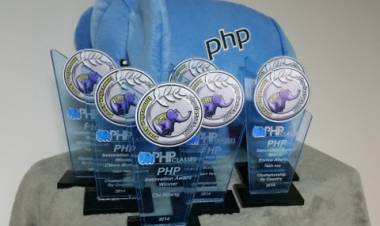 Bantu Indonesia memenangkan Kejuaraan Penghargaan Inovasi PHP 2018